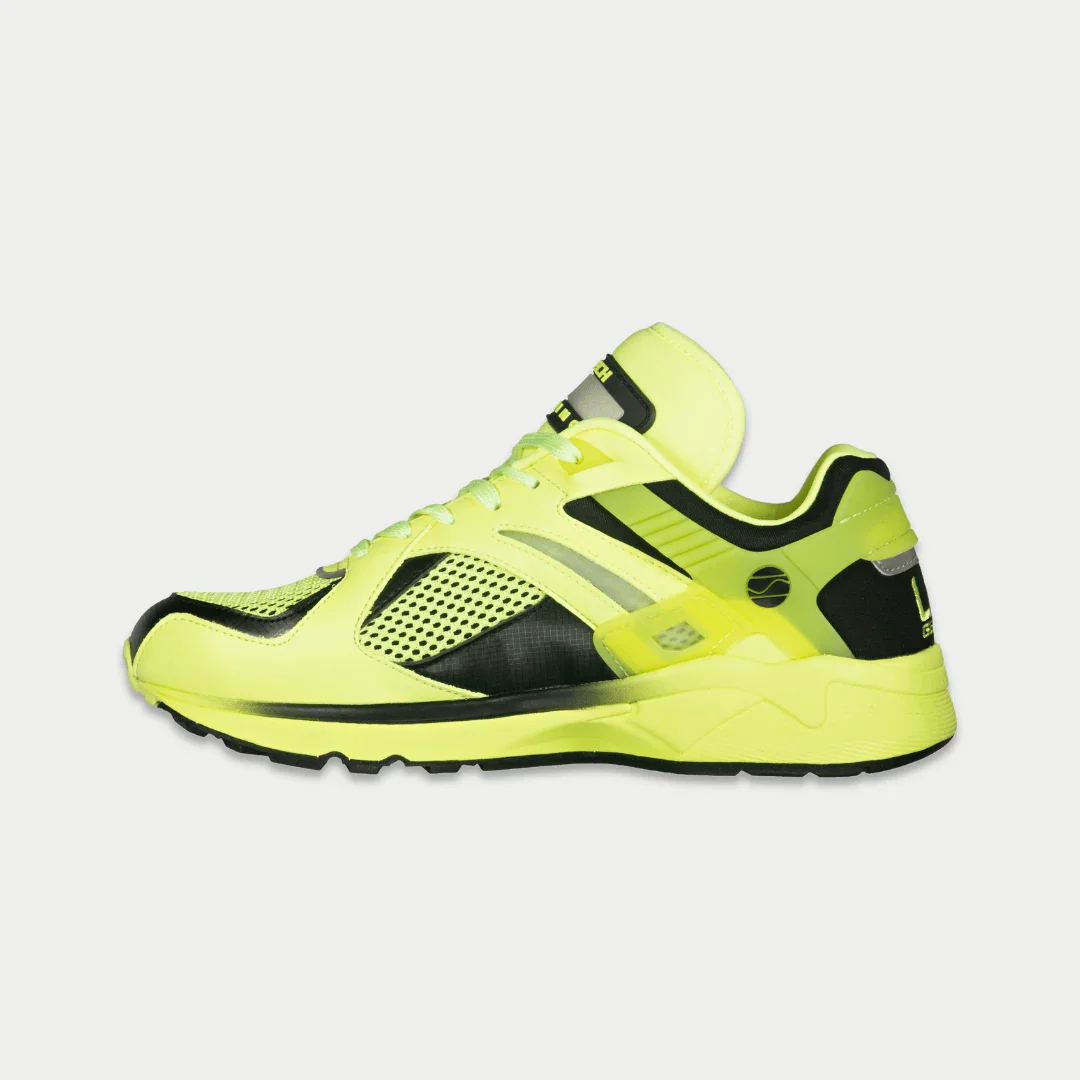 LA Gear Women's Light-Up x Glow Lowtop | Neon Yellow x Black - Image 3